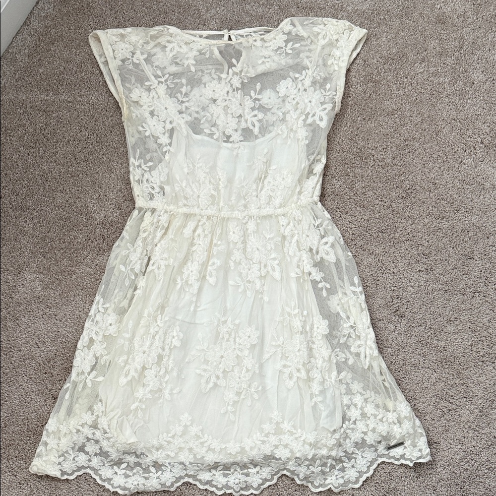 Abercrombie & Fitch Ivory Lace Mini Dress